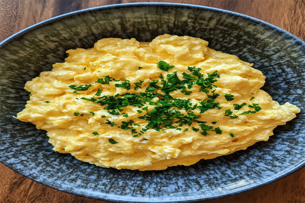 What makes scrambled eggs taste better?